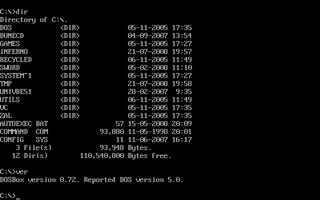 MS-DOS - DOS version 5.00 in DOSBox